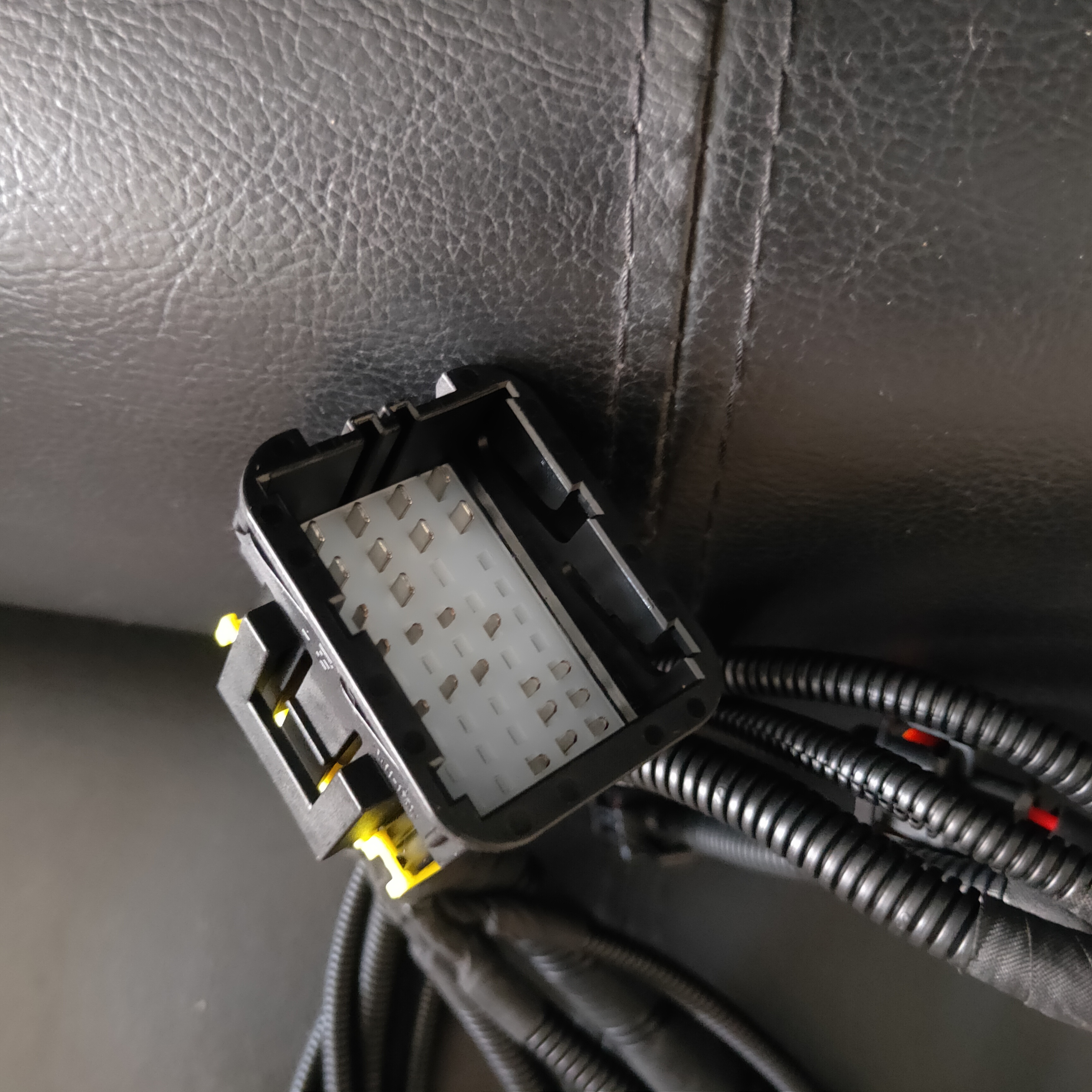 линия двигателя 3